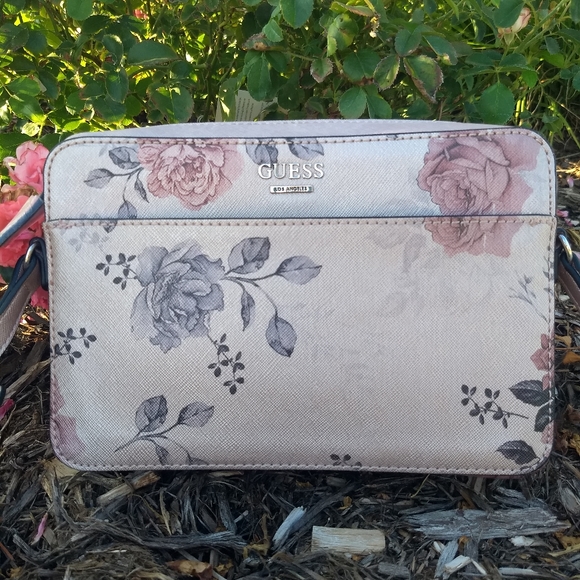 RARE Guess Rose Gold Floral Mini Campos Crossbody Bag - Picture 3 of 16